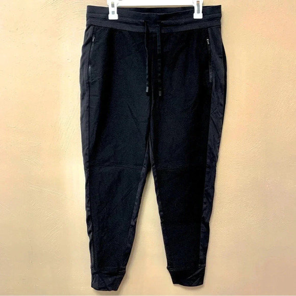 Athleta Headlands Hybrid Trek Jogger - Picture 4 of 13